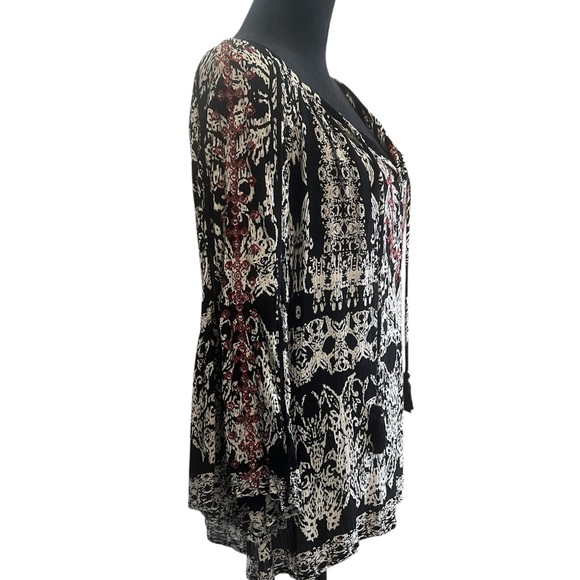 Soft Surroundings Black and White Blouse with Red Accents - Picture 5 of 9